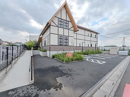 はなまる保育園 404ｍ(徒歩約6分)