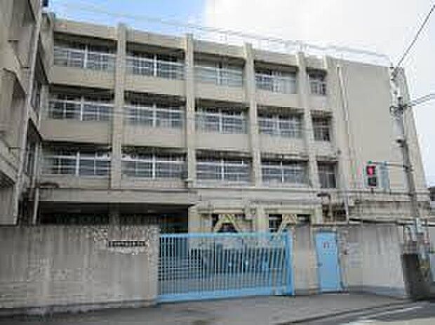 楠根東小学校
