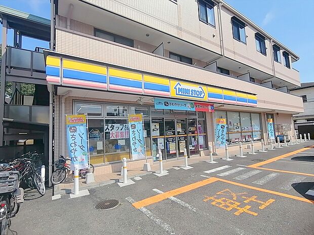 ミニストップ神代植物公園前店