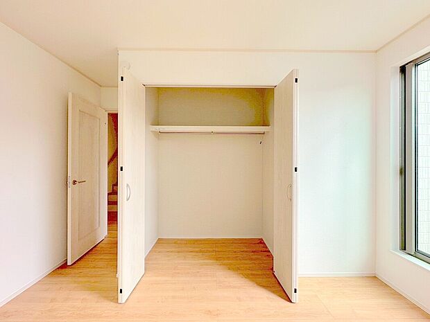 【【クローゼット】】すぐに使え、片付け上手に！