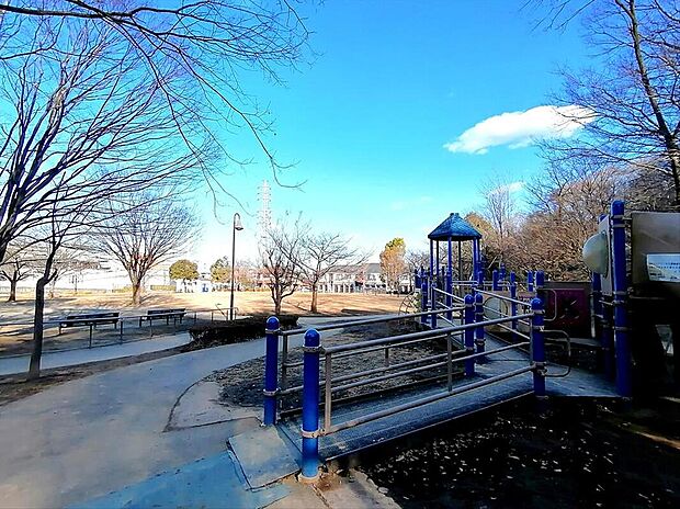 大丸公園(約1,208m)