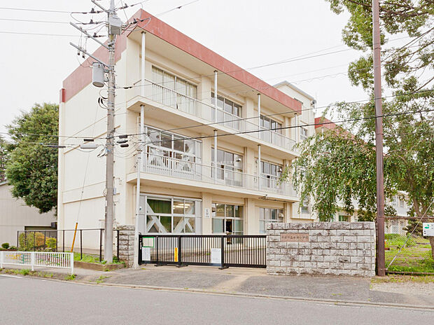 誉田小学校（約805m）