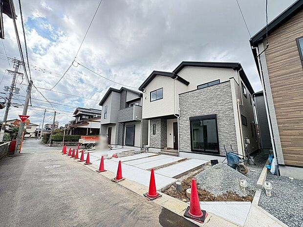 【前面道路含む外観】☆現地【2025年9月】撮影☆