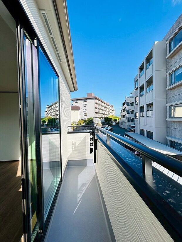 【バルコニー】〈A号棟〉☆バルコニー☆