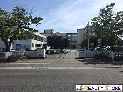 糸島市立前原小学校 350m