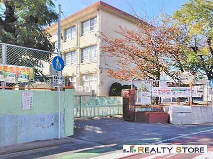 福岡市立壱岐小学校 700m