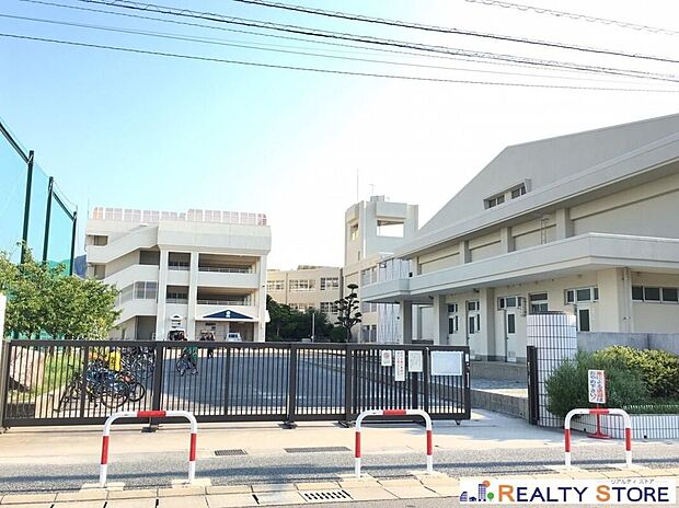 福岡市立玄洋小学校（約650m）