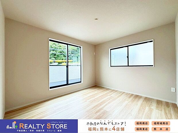 【室内】☆洋室☆バルコニーに面した明るいお部屋♪主寝室におすすめ♪