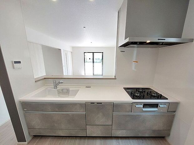 【同仕様画像 (キッチン)】【同仕様画像】