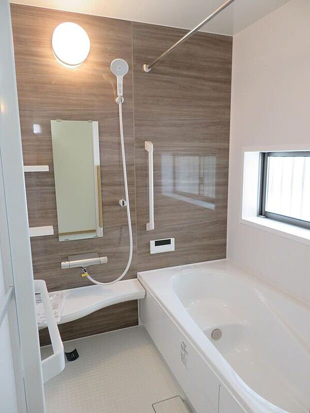 【同仕様画像　（バス）】【同仕様画像】