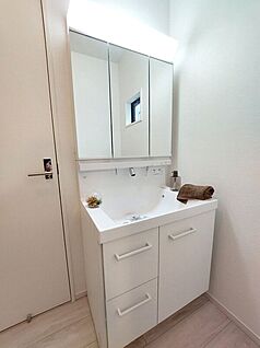 同仕様画像 (その他内観)