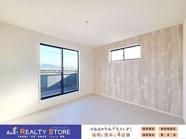 【室内】☆1号棟☆【洋室】バルコニーに面した明るいお部屋♪W.I.Cを備えており主寝室におススメ♪