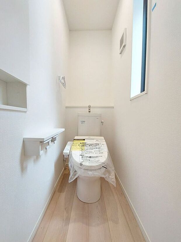 【同仕様画像　（その他内観）】【同仕様画像】