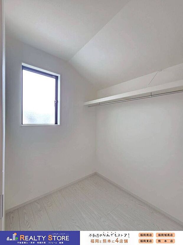 【その他設備】【浴室暖房乾燥機】急ぎのお洗濯物などその日のうちに乾く浴室乾燥♪換気面も安心♪暖房付で寒い日の入浴も快適です♪