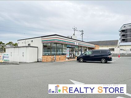 セブンイレブン福津中央5丁目店 580m