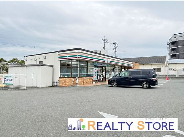 セブンイレブン福津中央5丁目店(約580m)
