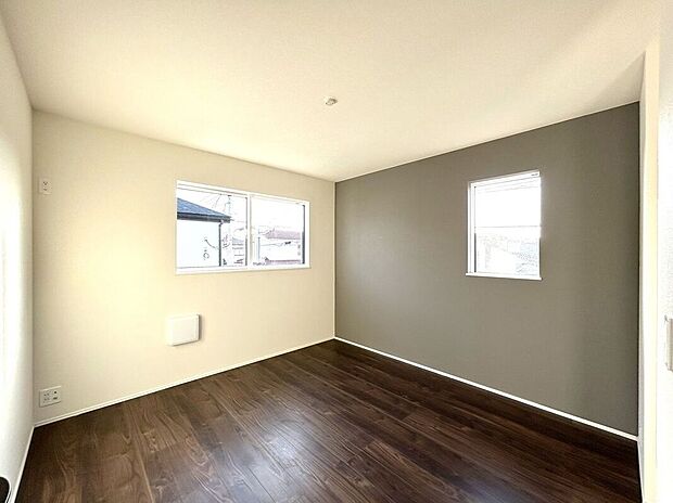 【寝室】☆6.1帖洋室☆大容量収納可能なWICを備えたお部屋♪主寝室におすすめです♪