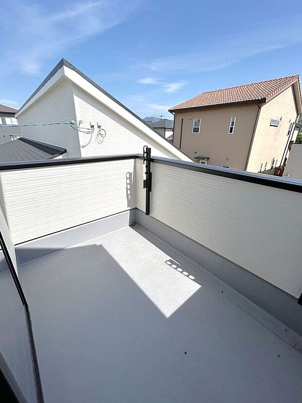 【バルコニー】☆バルコニー☆日当たり風通し良好♪お洗濯物がよく乾きます♪