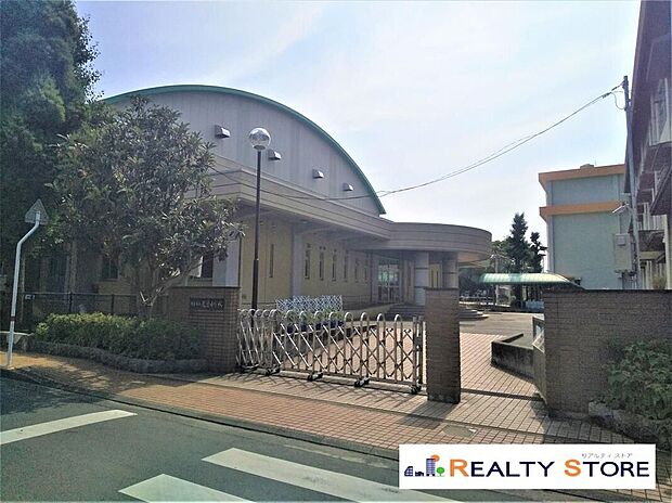 熊本市立若葉小学校（約450m）