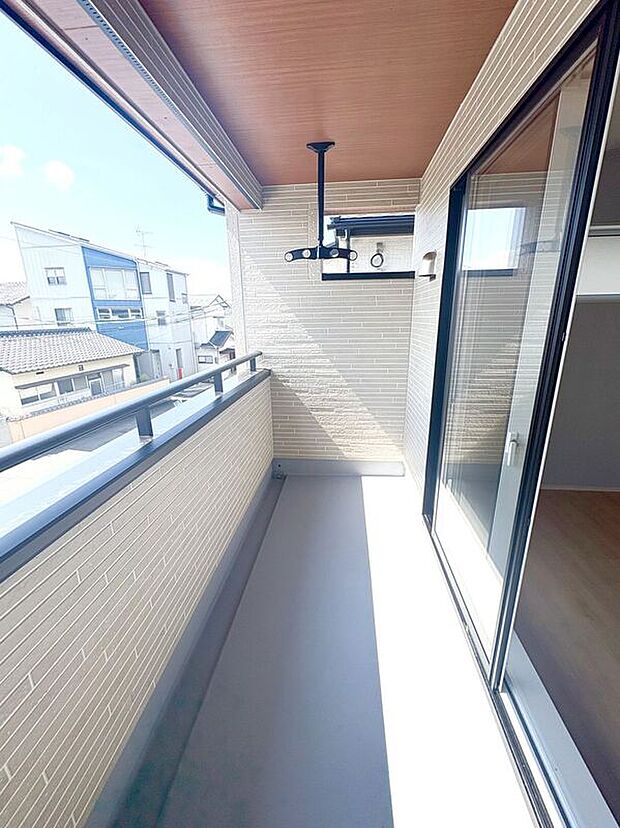【バルコニー】☆バルコニー☆天候に左右されにくく使いやすいインナーバルコニー♪