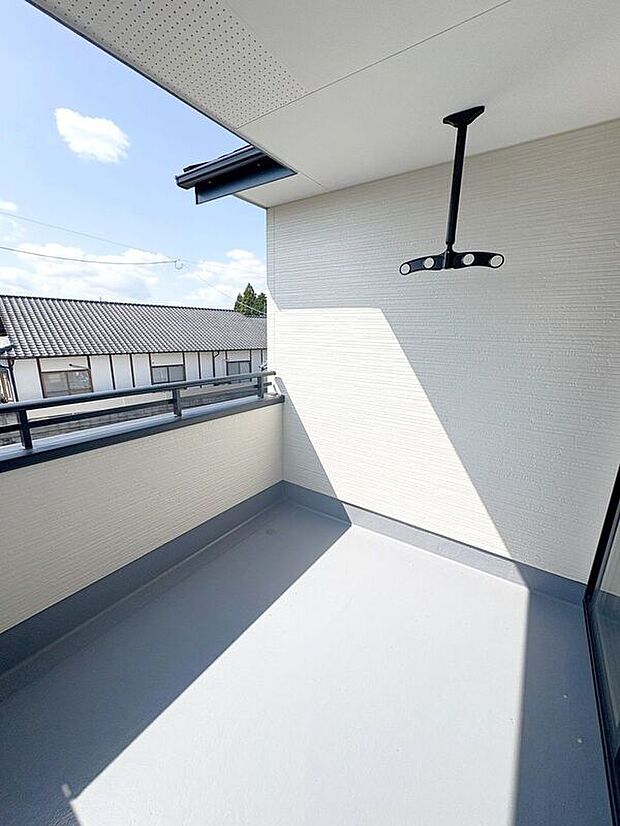 【バルコニー】☆バルコニー☆天候に左右されにくく使いやすいインナーバルコニー♪