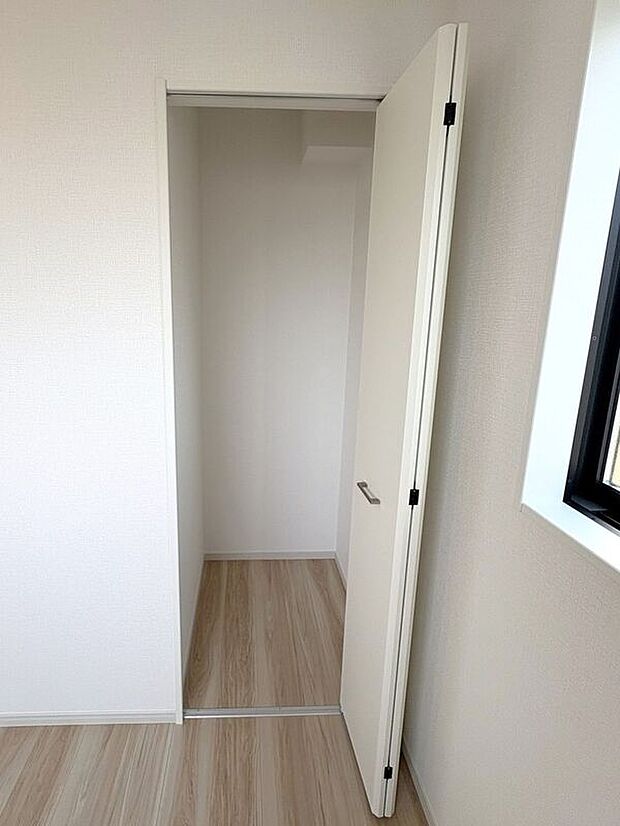 【収納】☆クローゼット(5.2+5帖洋室)☆