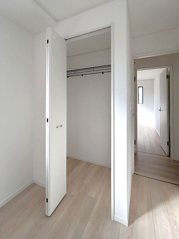 【収納】☆クローゼット(5.5帖洋室)☆全室収納完備♪