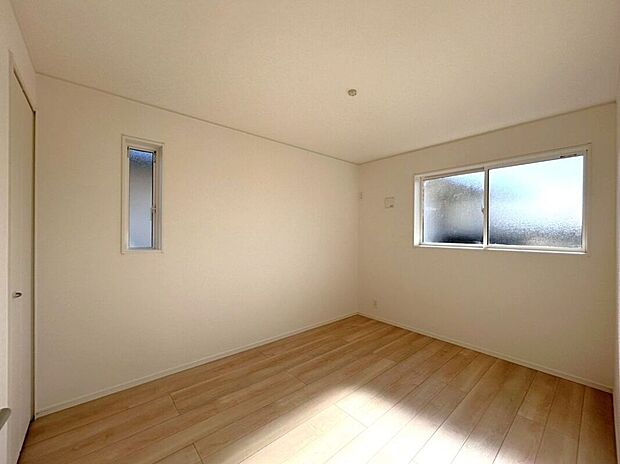 【室内】☆6帖洋室☆2面採光で明るいお部屋♪