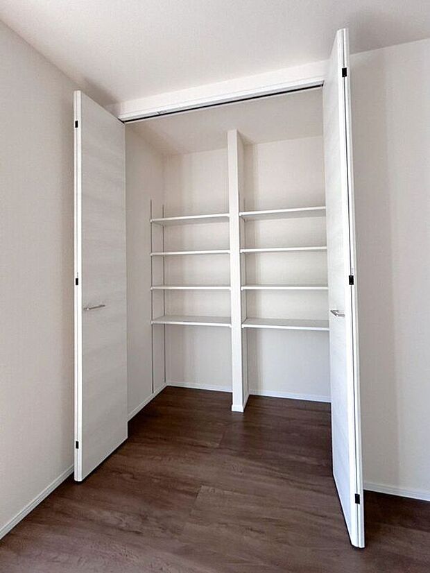 【収納】☆収納スペース☆便利な収納スペース。生活用品の整理にも役立ちます♪