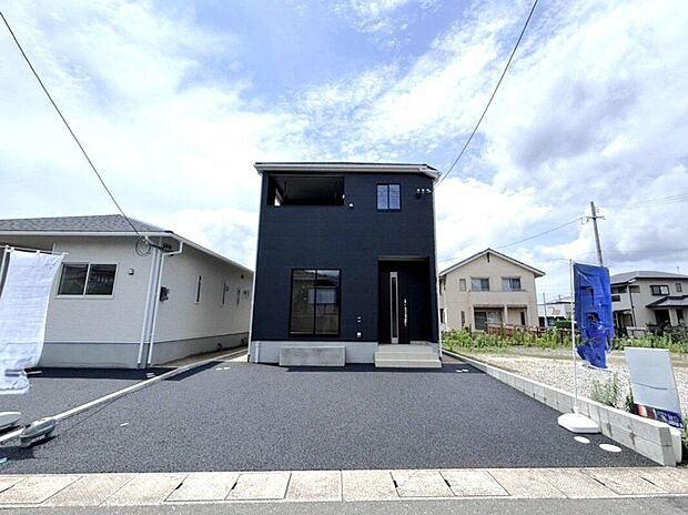 【駐車場】☆駐車スペース☆並列駐車3台可能♪