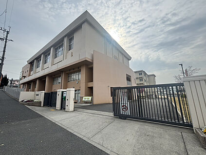 宇治市立宇治中学校 1700m