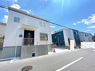 【送迎サービス有＆住宅ローンアドバイザーが資金計画もサポート】～中菜畑町　新築戸建～ 外観