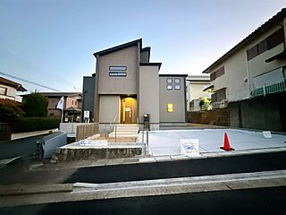 【送迎サービス有＆住宅ローンアドバイザーが資金計画もサポート】～帝塚山３丁目　新築戸建～ 外観