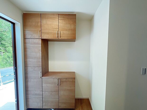 【シューズボックス】（同社施工事例）