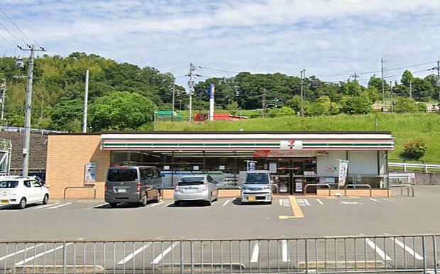 セブンイレブン生駒鹿畑町店(約1,020m)