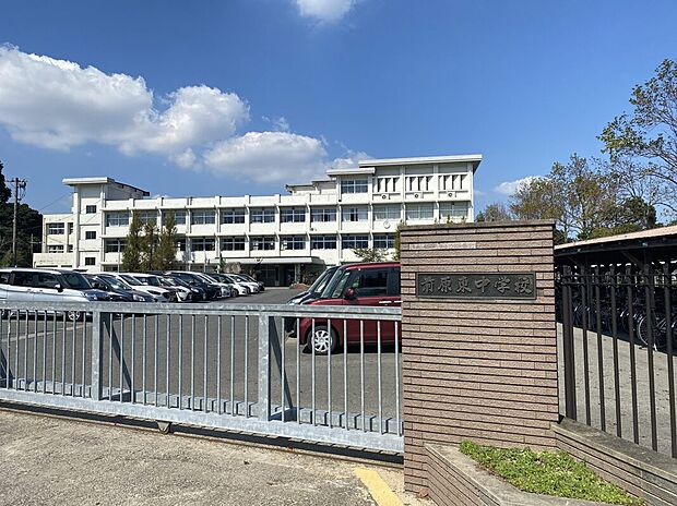 糸島市立前原東中学校