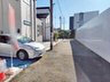 【前面道路含む現地写真】☆前面道路含む現地写真☆
今から見たい！大歓迎です。お気軽にホームトレードセンターまでお問い合わせください！お待ちしています♪