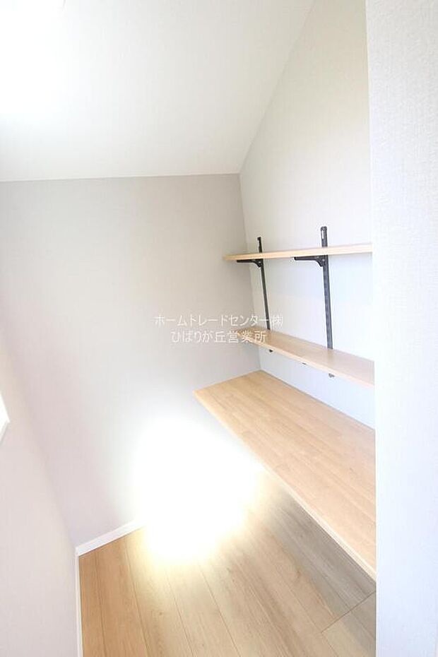 【☆ワークスペース☆】趣味のスペースとしてはもちろん、在宅ワークスペースとしてもお使い頂けます。