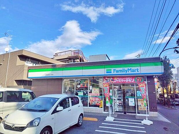 ファミリーマート保谷町五丁目店（約517m）