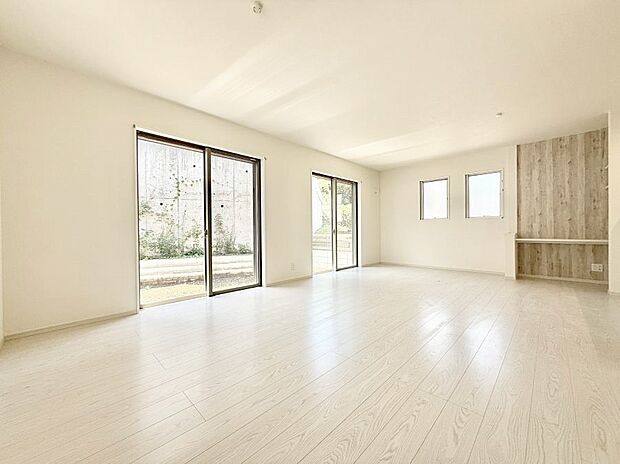 ■くつろぎと笑顔が集まる、心温まるリビング