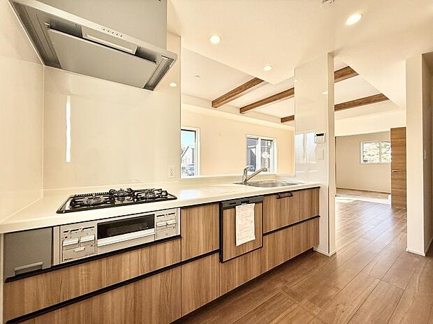 ■美味しい時間が生まれる、笑顔あふれるキッチン