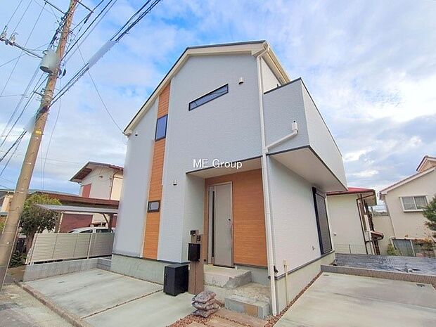 落ち着いたお洒落な外観  