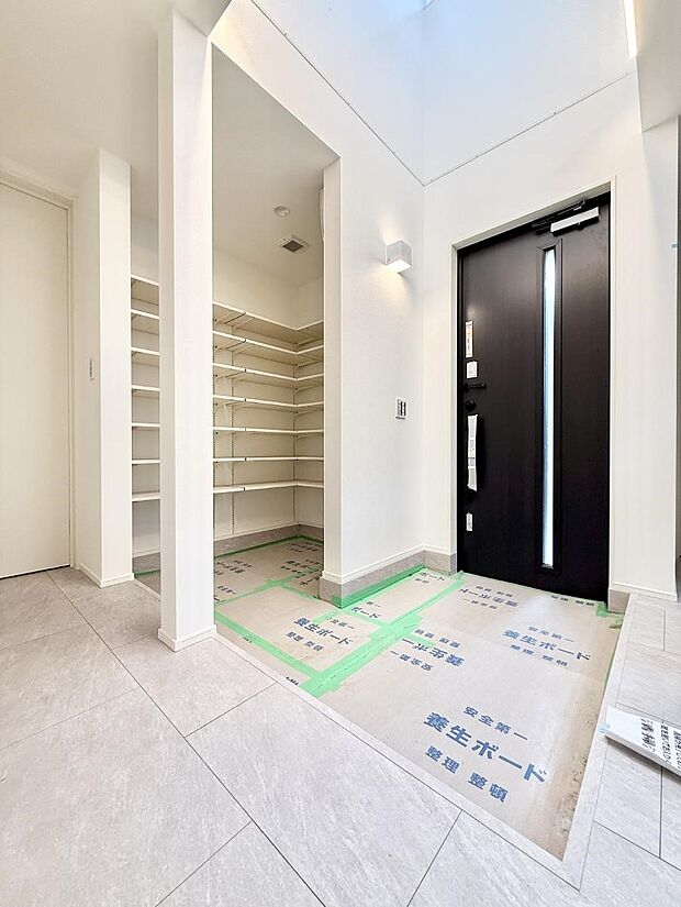 ■ シンプルで美しく、快適な暮らしの入り口