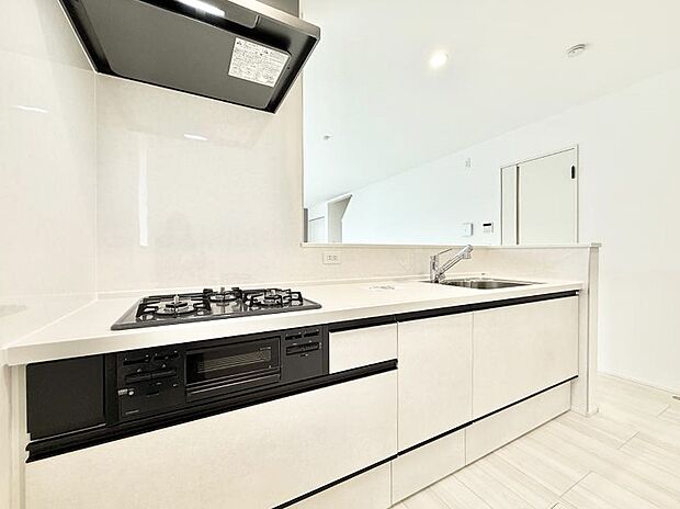 ■シンプルで機能的、毎日使いやすいキッチン