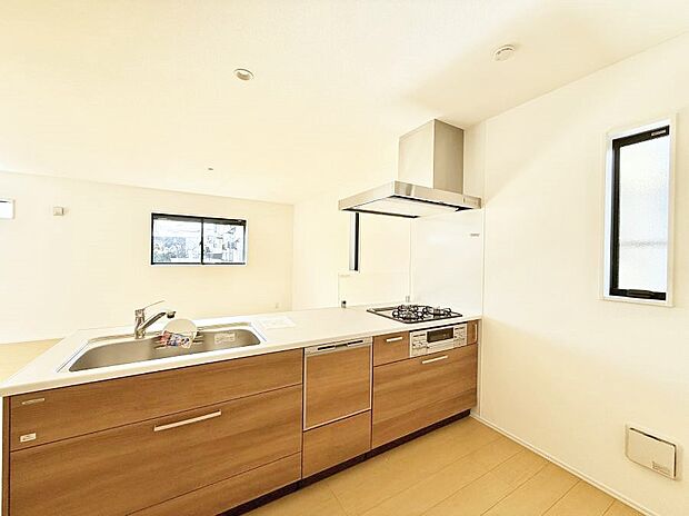 ■美味しい時間が生まれる、笑顔あふれるキッチン