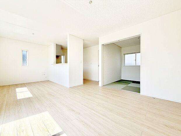 ここにいる時間が一番長いから　やっぱりリビングは明るい方がいいですよね