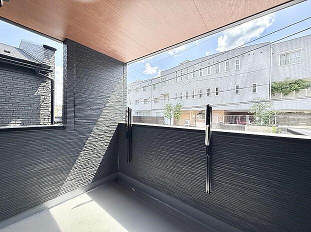 ■ 季節の移ろいを感じられる開放的な空間です