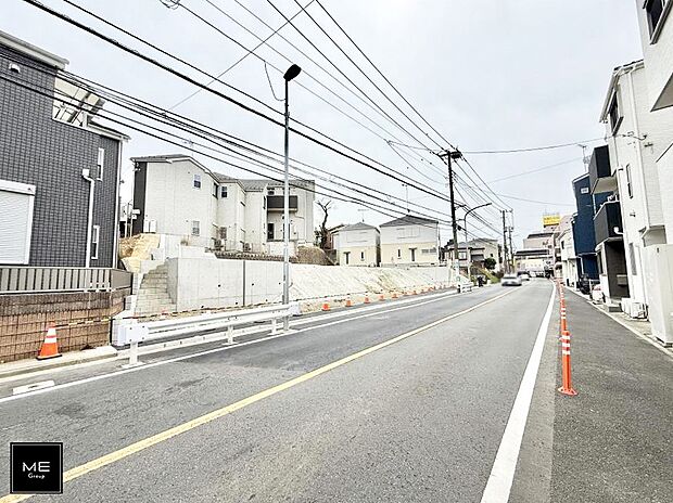 前面道路広々