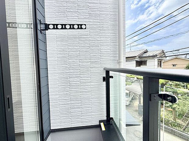 1号棟 ■ 季節の移ろいを感じられる開放的な空間です
