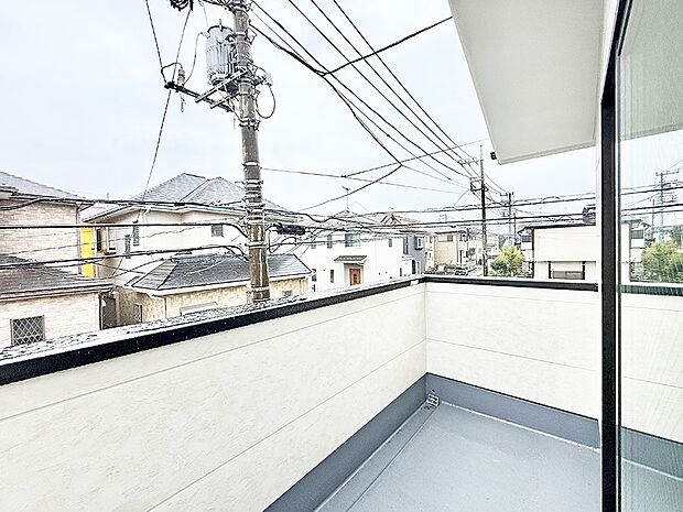1号棟  ■ 朝のコーヒーや夜の星空を楽しむ、癒しの場所